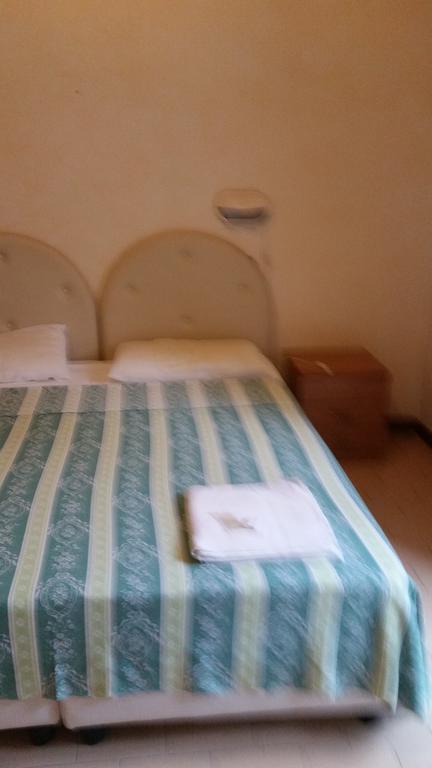 Albergo Margherita 끼안챠노테르메 외부 사진