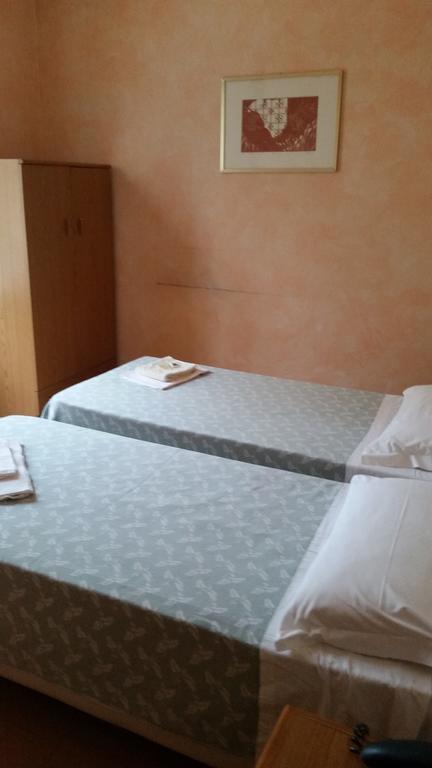 Albergo Margherita 끼안챠노테르메 외부 사진