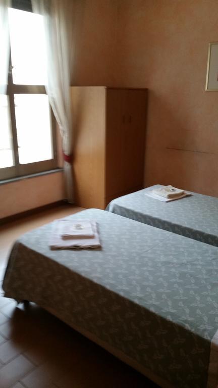 Albergo Margherita 끼안챠노테르메 외부 사진