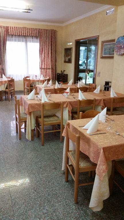 Albergo Margherita 끼안챠노테르메 외부 사진